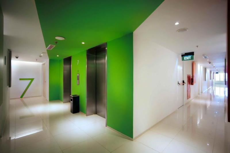 Zuri Express Lippo Cikarang Hotel Bekasi Exterior photo